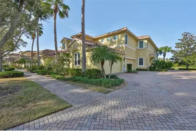 1417 Emerald Dunes Drive, Sun City Center, FL 33573 - Photo 4