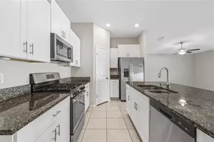 5406 Amaryllis Garden St, Apollo Beach, FL 33572 - Photo 6