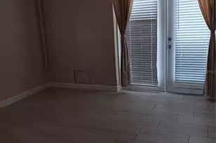 200 Brightwater Dr, Clearwater Beach, FL 33767 - Photo 4