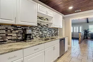 5904 Springrun Ct, Holiday, FL 34690 - Photo 16