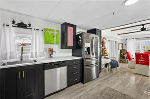 5239 Mary St, Zephyrhills, FL 33542 - Photo 8