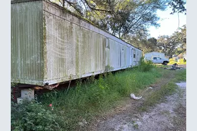 39249 Lizabeth Circle, Zephyrhills, FL 33542 - Photo 6