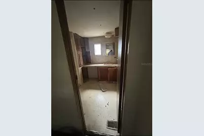 39249 Lizabeth Circle, Zephyrhills, FL 33542 - Photo 16