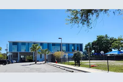 1818 Shore Acres Boulevard NE, Saint Petersburg, FL 33703 - Photo 32