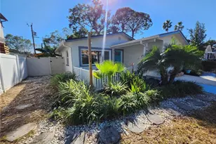 1818 Shore Acres Blvd NE, Saint Petersburg, FL 33703 - Photo 28