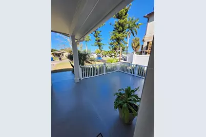 1818 Shore Acres Boulevard NE, Saint Petersburg, FL 33703 - Photo 2