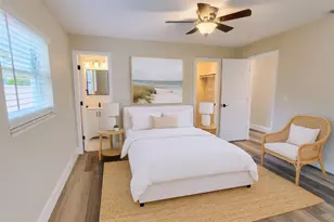 1818 Shore Acres Blvd NE, Saint Petersburg, FL 33703 - Photo 14