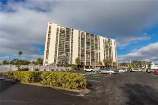 255 Dolphin Point, Clearwater Beach, FL 33767 - Photo 66