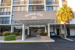 255 Dolphin Point, Clearwater Beach, FL 33767 - Photo 30