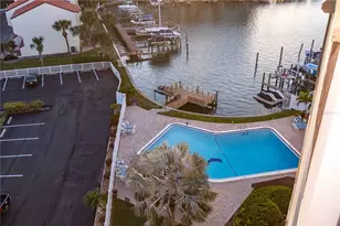 255 Dolphin Point, Clearwater Beach, FL 33767 - Photo 20