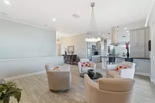 401 Harbor Dr, Belleair Beach, FL 33786 - Photo 12