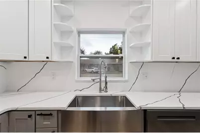 1530 12th Avenue S, Saint Petersburg, FL 33705 - Photo 26