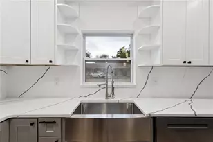 1530 12th Ave S, Saint Petersburg, FL 33705 - Photo 26