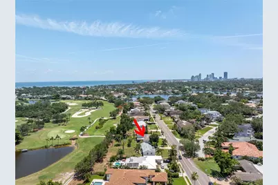 167 Almedo Way NE, Saint Petersburg, FL 33704 - Photo 14