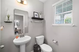 8209 Abby Brooks Cir, Wesley Chapel, FL 33545 - Photo 6