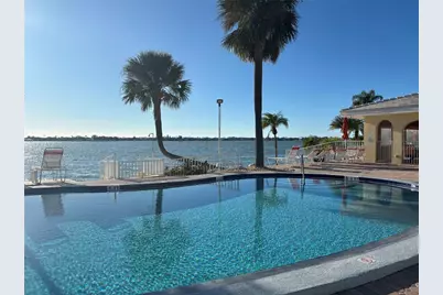 4750 Cove Circle #904, Saint Petersburg, FL 33708 - Photo 36