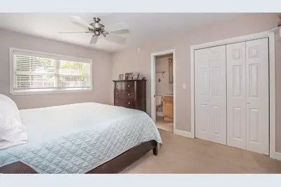 7864 15th Way N, Saint Petersburg, FL 33702 - Photo 8