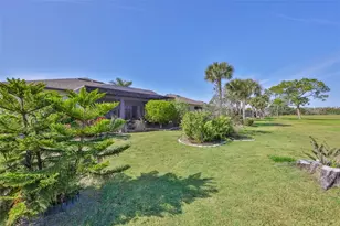 818 King Leon Way, Sun City Center, FL 33573 - Photo 30