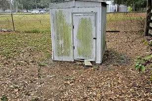 4211 Lowell Ln, Zephyrhills, FL 33541 - Photo 26