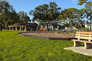 10820 43rd St N, Clearwater, FL 33762 - Photo 40