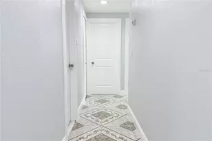 8236 Donaldson Dr, Tampa, FL 33615 - Photo 20