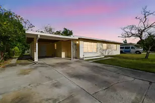 6915 Bream St, Tampa, FL 33617 - Photo 1