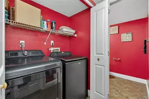 8984 Antigua Dr, Seminole, FL 33777 - Photo 8