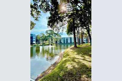 5970 80th Street N #411, Saint Petersburg, FL 33709 - Photo 4