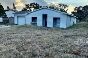 1417 Dolphin Dr, Lakeland, FL 33801 - Photo 2