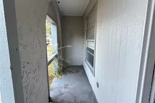 1417 Dolphin Dr, Lakeland, FL 33801 - Photo 22