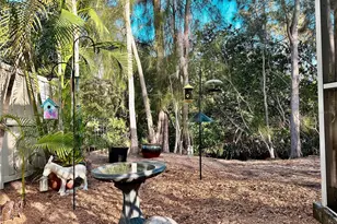 559 Quintana Pl NE, Saint Petersburg, FL 33703 - Photo 36