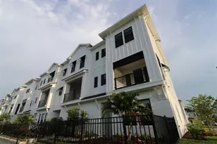 7200 Sutton Ln, Sarasota, FL 34240 - Photo 1