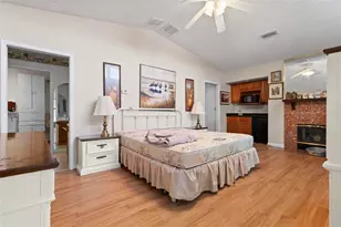 1708 Richard Ervin Pkwy, Tarpon Springs, FL 34688 - Photo 64