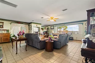 1708 Richard Ervin Pkwy, Tarpon Springs, FL 34688 - Photo 56