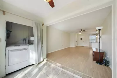 404 Cordova Green #404, Seminole, FL 33777 - Photo 18