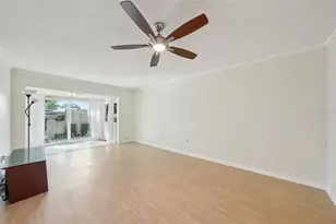 404 Cordova Green, Seminole, FL 33777 - Photo 32