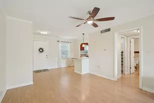 404 Cordova Green, Seminole, FL 33777 - Photo 20