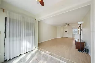 404 Cordova Green, Seminole, FL 33777 - Photo 16