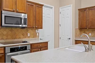 8220 Dunham Station Drive, Tampa, FL 33647 - Photo 20