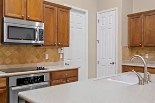 8220 Dunham Station Dr, Tampa, FL 33647 - Photo 20