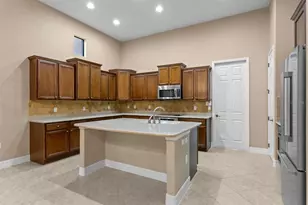 8220 Dunham Station Dr, Tampa, FL 33647 - Photo 16