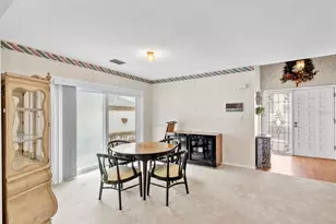 10671 Andrew Ln, Seminole, FL 33777 - Photo 16