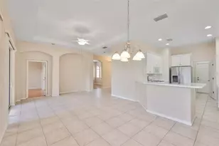 840 King Leon Way, Sun City Center, FL 33573 - Photo 14