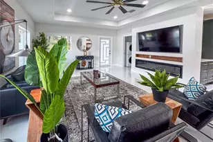 6402 N Woodlynne Ave, Tampa, FL 33614 - Photo 14