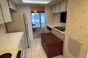 1044 Bowsprit Ln, Holiday, FL 34691 - Photo 8