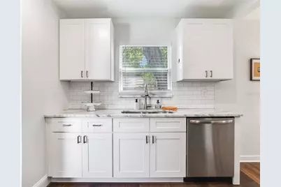 1243 55th Avenue N, Saint Petersburg, FL 33703 - Photo 8