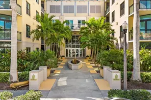 400 4th Ave S, Saint Petersburg, FL 33701 - Photo 2