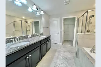 28536 Tranquil Lake Circle, Wesley Chapel, FL 33543 - Photo 6