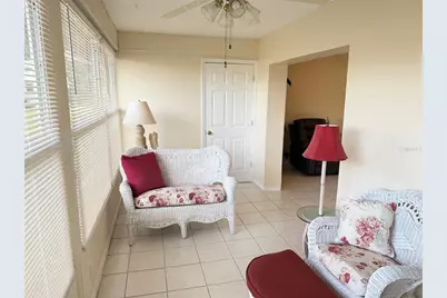 407 Feltham Trail Unit B #48, Sun City Center, FL 33573 - Photo 12