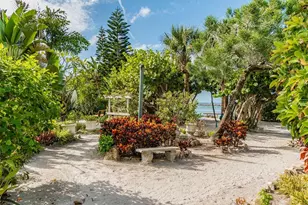 7100 Sunset Way, Saint Pete Beach, FL 33706 - Photo 46